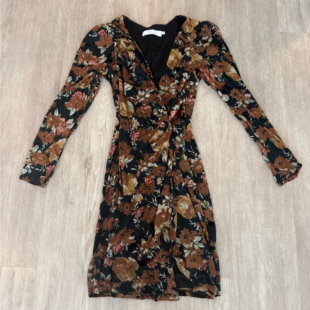 ASTR The Label Lanita Dress - Picture 2 of 4